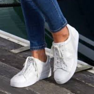 Vionic Honey Sneaker